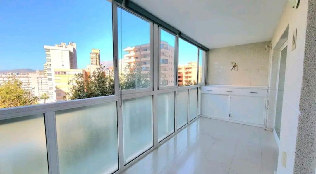 Vacanza Luxury Complex- Parking , Pool Only In The Summer , Rincon De Loix Apartment Benidorm Ngoại thất bức ảnh