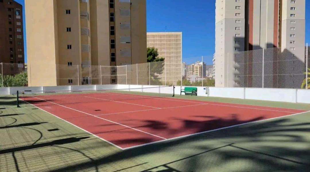 Vacanza Luxury Complex- Parking , Pool Only In The Summer , Rincon De Loix Apartment Benidorm Ngoại thất bức ảnh